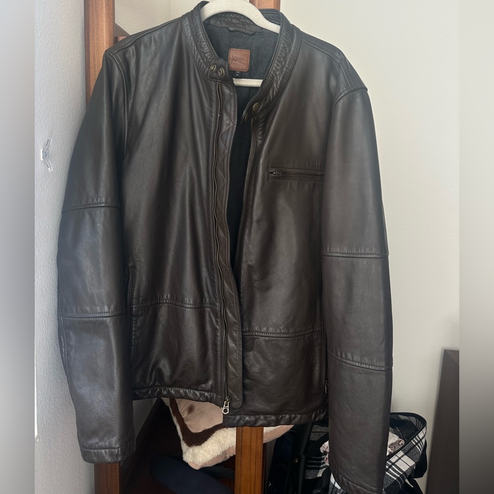 Vintage GAP Men's Dark Brown Leather Jacket